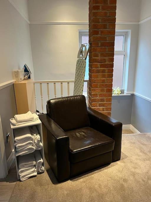 Ovington Grove 2 Fully Equipped Kitchen Free Parking 3 Bedrooms Netflix Newcastle Upon Tyne Kültér fotó