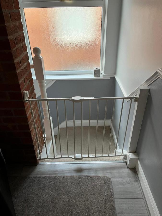 Ovington Grove 2 Fully Equipped Kitchen Free Parking 3 Bedrooms Netflix Newcastle Upon Tyne Kültér fotó