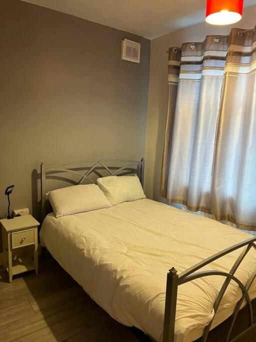 Ovington Grove 2 Fully Equipped Kitchen Free Parking 3 Bedrooms Netflix Newcastle Upon Tyne Kültér fotó