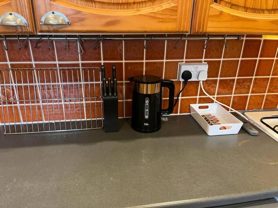 Ovington Grove 2 Fully Equipped Kitchen Free Parking 3 Bedrooms Netflix Newcastle Upon Tyne Kültér fotó