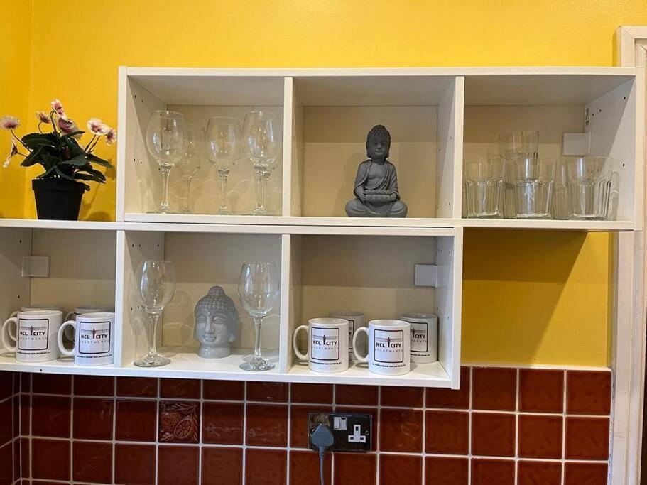 Ovington Grove 2 Fully Equipped Kitchen Free Parking 3 Bedrooms Netflix Newcastle Upon Tyne Kültér fotó